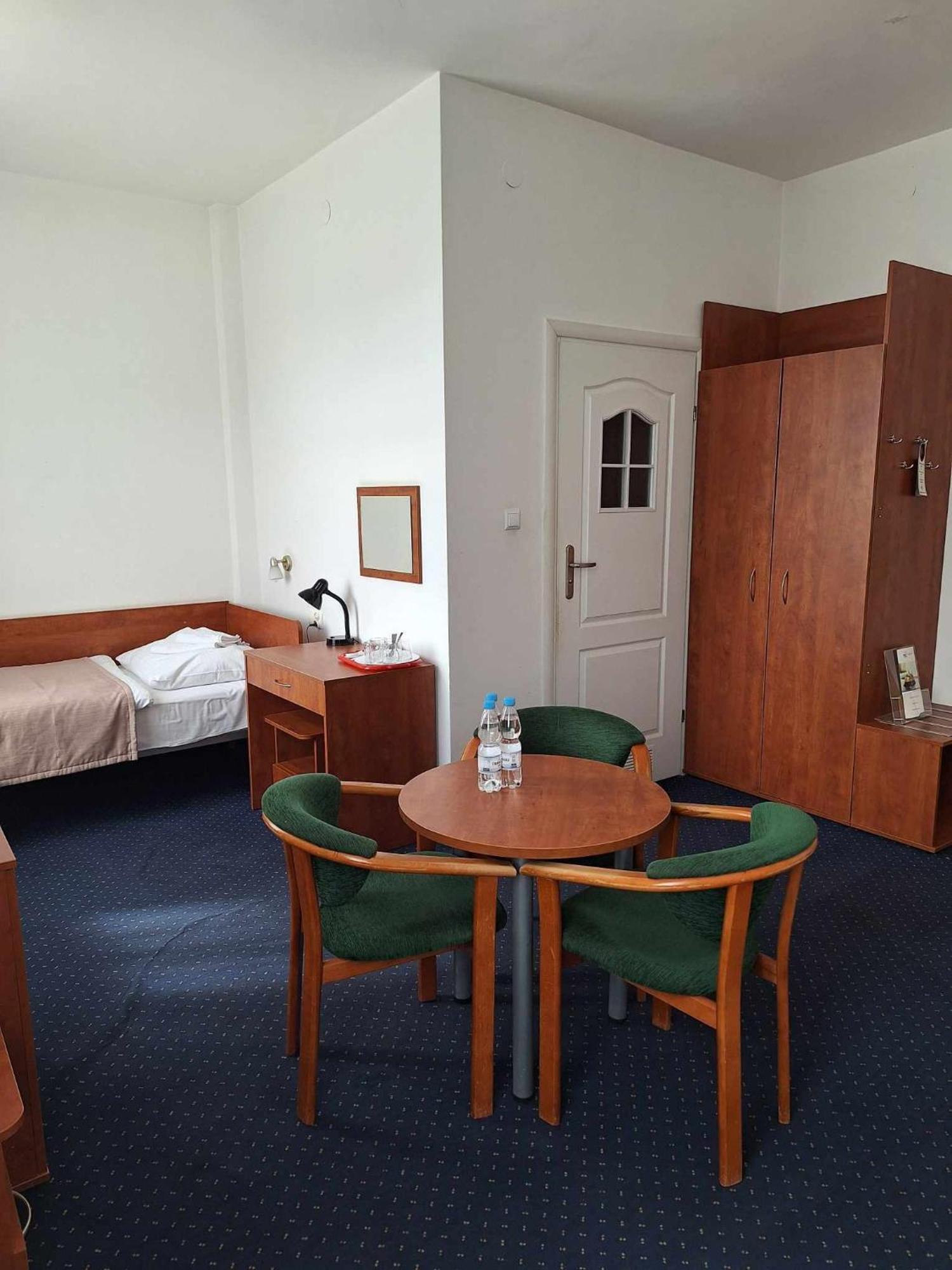 Hotel *** Nat Крыница-Здруй Экстерьер фото